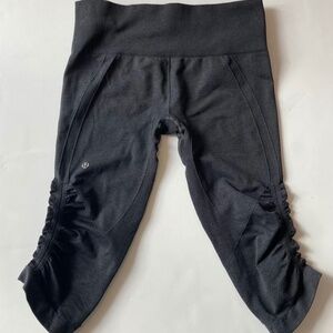 Lululemon cropped leggings